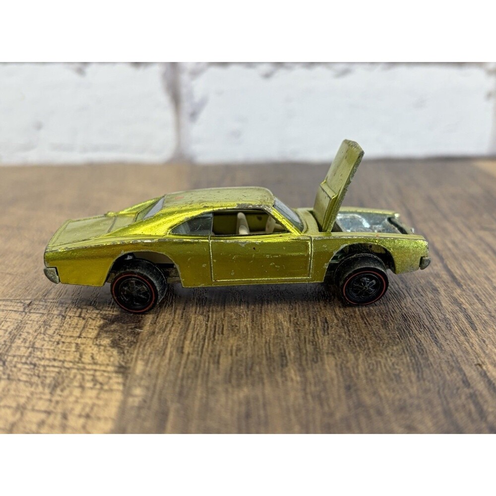 Hot Wheels Redline CUSTOM CHARGER Lime Green US White Interior Very Nice !!!